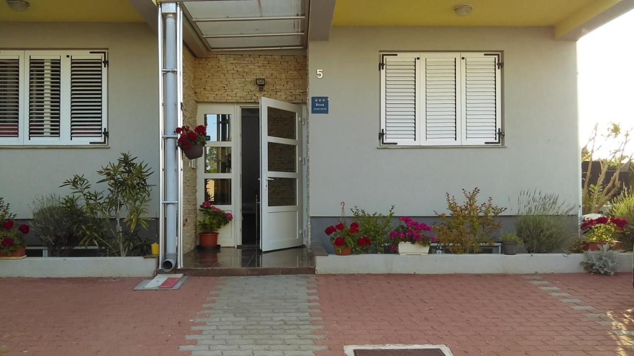 Apartments Diva نوفاليا المظهر الخارجي الصورة